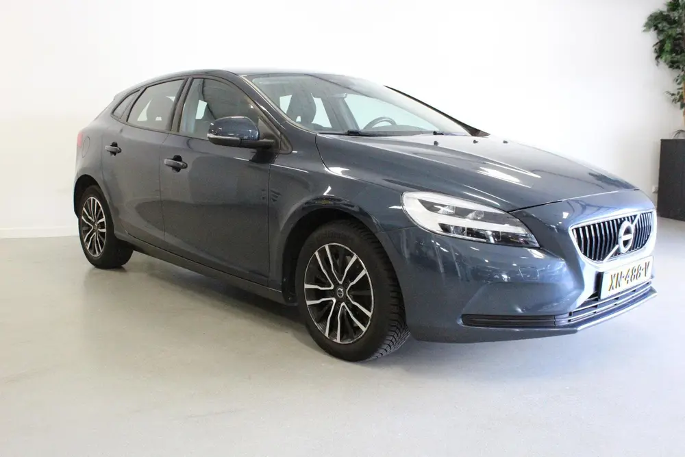 Volvo V40 1.5 T2 Polar+ AFN-TREKHAAK | NAVIGAIE | BLUETOOTH uit 2019, foto 2