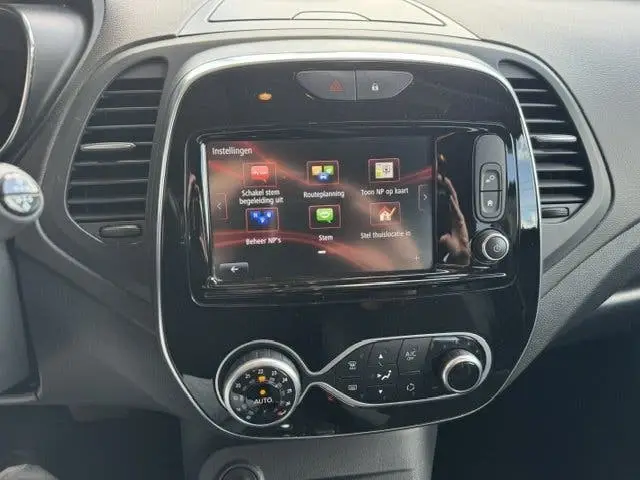 Renault Captur 1.3 TCe INTENS AUTOMAAT + KOMPLETE AUTO! uit 2019, foto 15