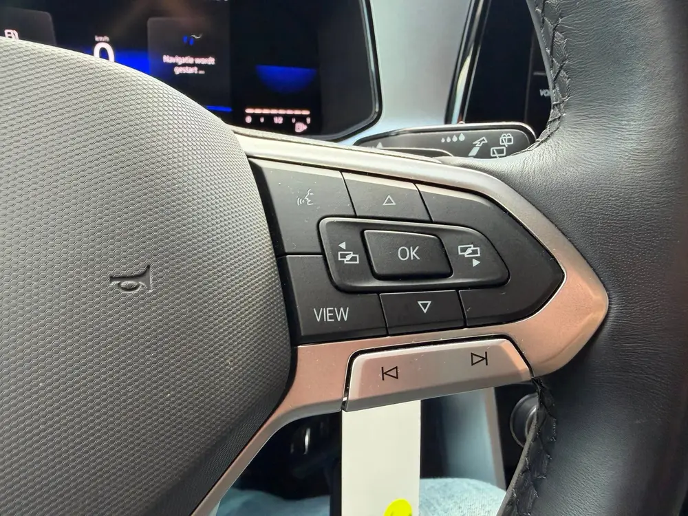 Volkswagen T-Roc 1.5 TSI Life automaat nieuwstaat uit 2023, foto 15