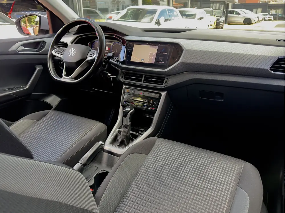 Volkswagen T-Cross 1.0 TSI AUT7 LIFE NAVI CAMERA DIGI-DASH A uit 2022, foto 2