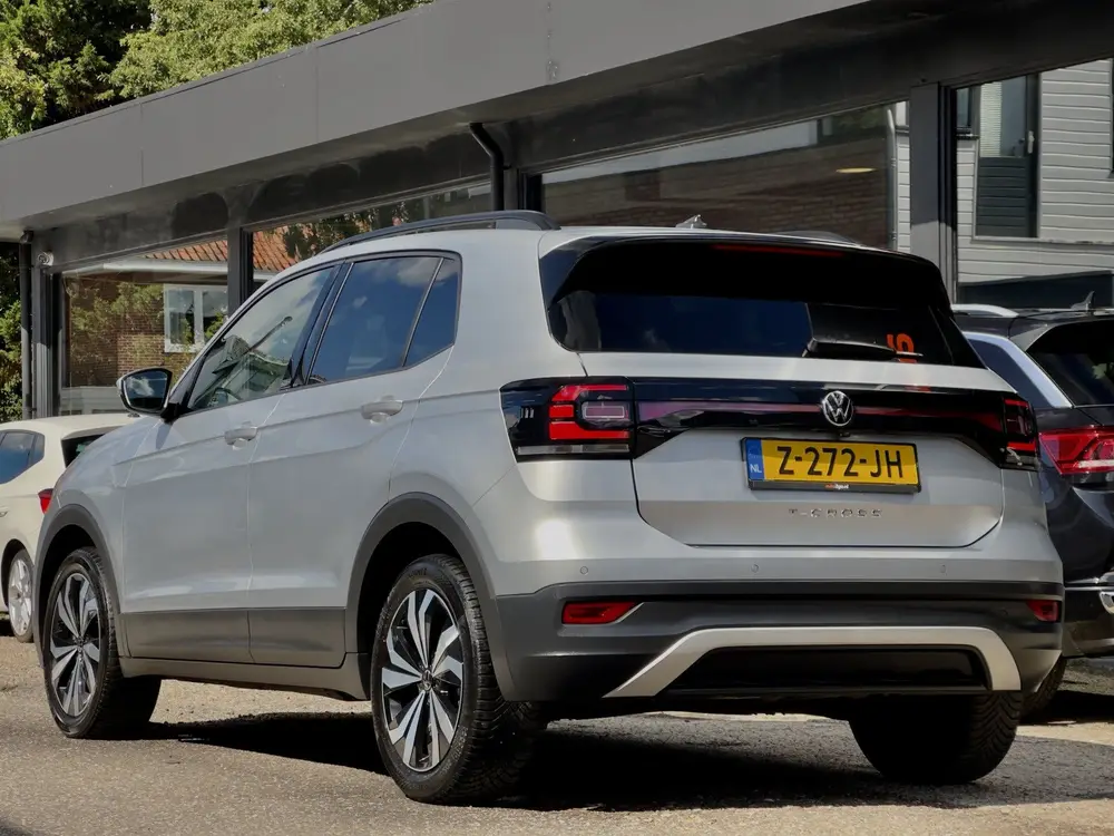 Volkswagen T-Cross 1.0 TSI AUT7 LIFE NAVI CAMERA DIGI-DASH A uit 2022, foto 3