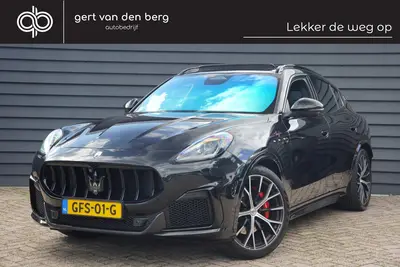 Maserati Grecale 3.0 V6 Trofeo - PANODAK - TREKHAAK - HEAD U uit 2023