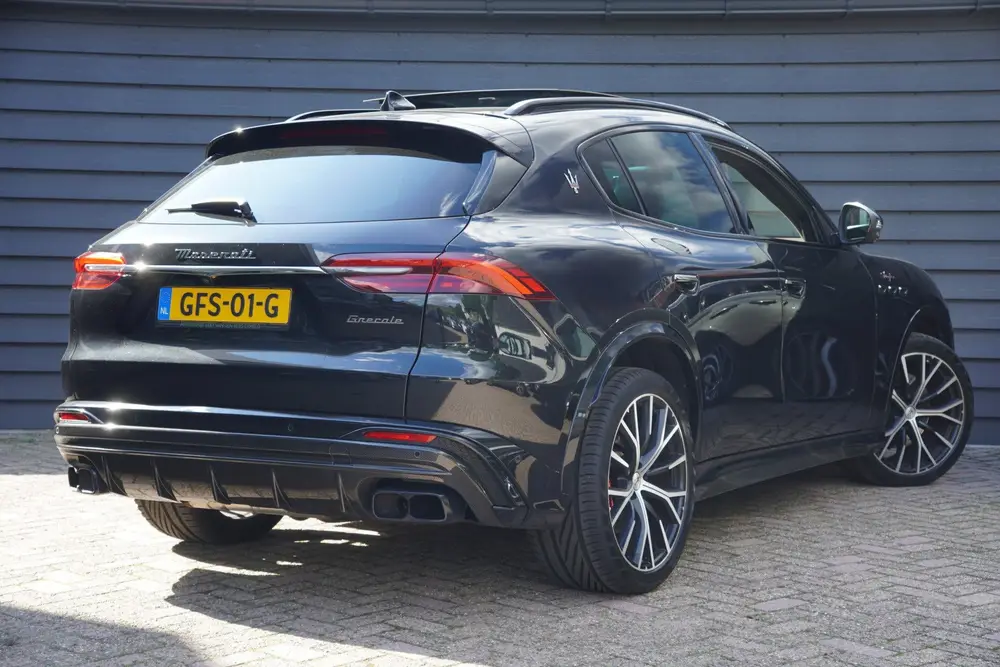 Maserati Grecale 3.0 V6 Trofeo - PANODAK - TREKHAAK - HEAD U uit 2023, foto 2