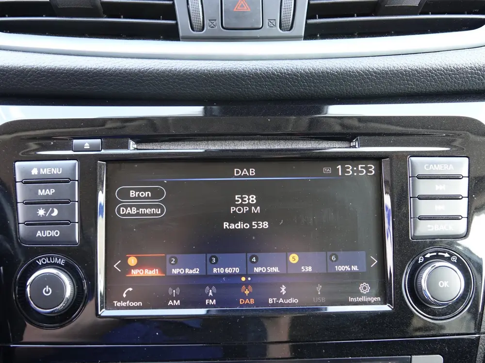 Nissan Qashqai 1.3 DIG-T AUT. N-Connecta PANO | LMV | CRUISE uit 2019, foto 18