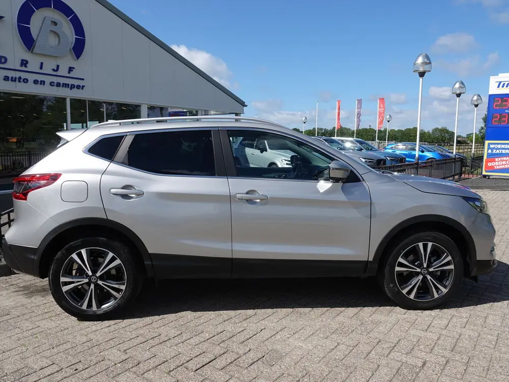 Nissan Qashqai 1.3 DIG-T AUT. N-Connecta PANO | LMV | CRUISE uit 2019, foto 2
