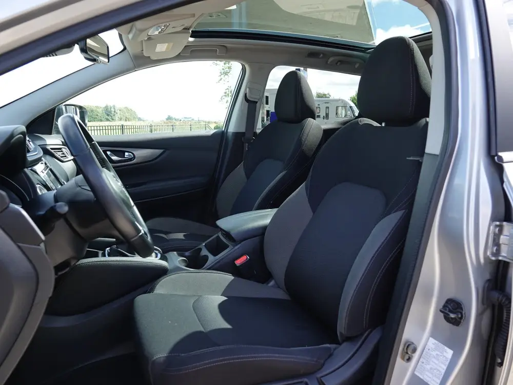 Nissan Qashqai 1.3 DIG-T AUT. N-Connecta PANO | LMV | CRUISE uit 2019, foto 6