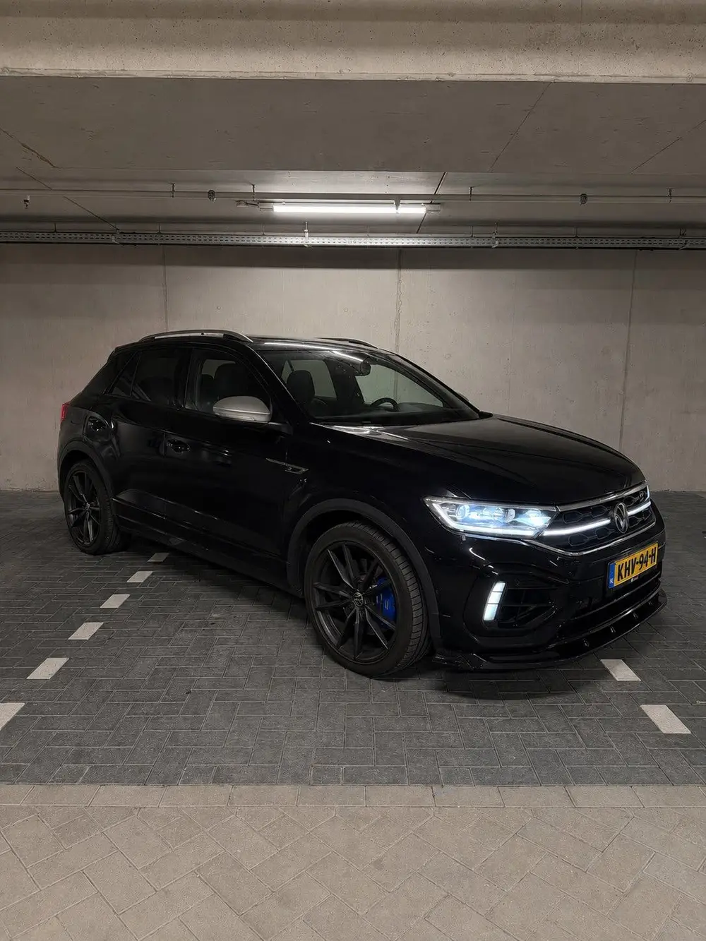Volkswagen T-Roc R 2.0 AKRA 4Motion 7-DSG 2022 Zwart PANO uit 2022, foto 7
