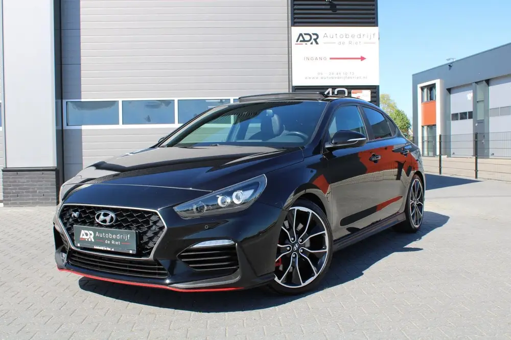 Hyundai I30 2.0 T-GDI 280PK /19''/PANO/CAMERA/PDC V uit 2019