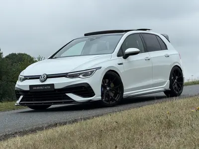 Volkswagen Golf 2.0 TSI R 320PK 4Motion / Pano / Full Maxton uit 2021
