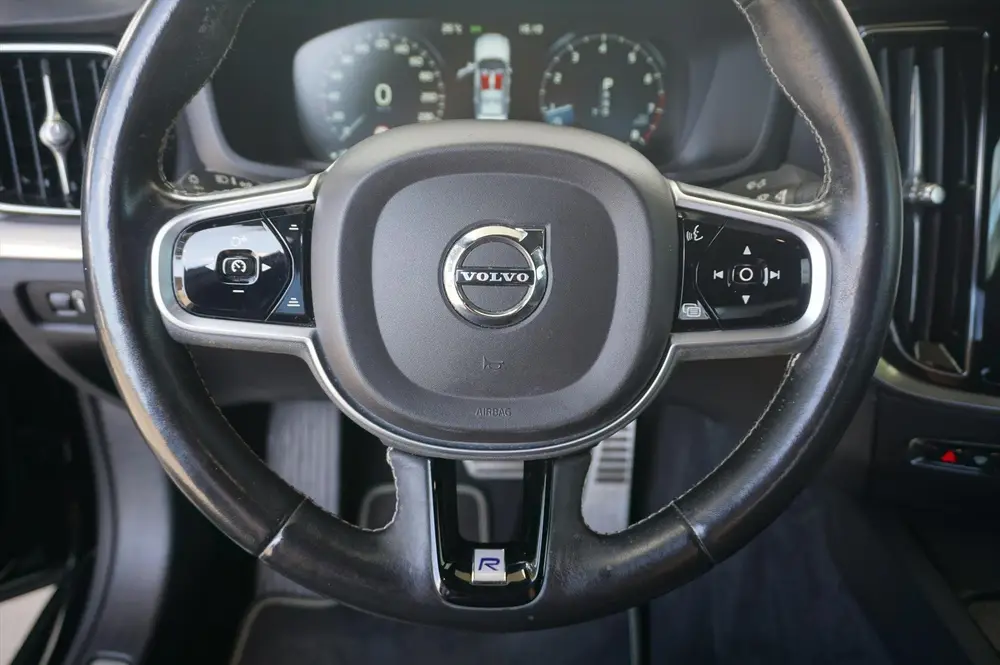Volvo S60 2.0 T5 R Design / Camera / Trkehaak / Memory / H&K uit 2019, foto 19