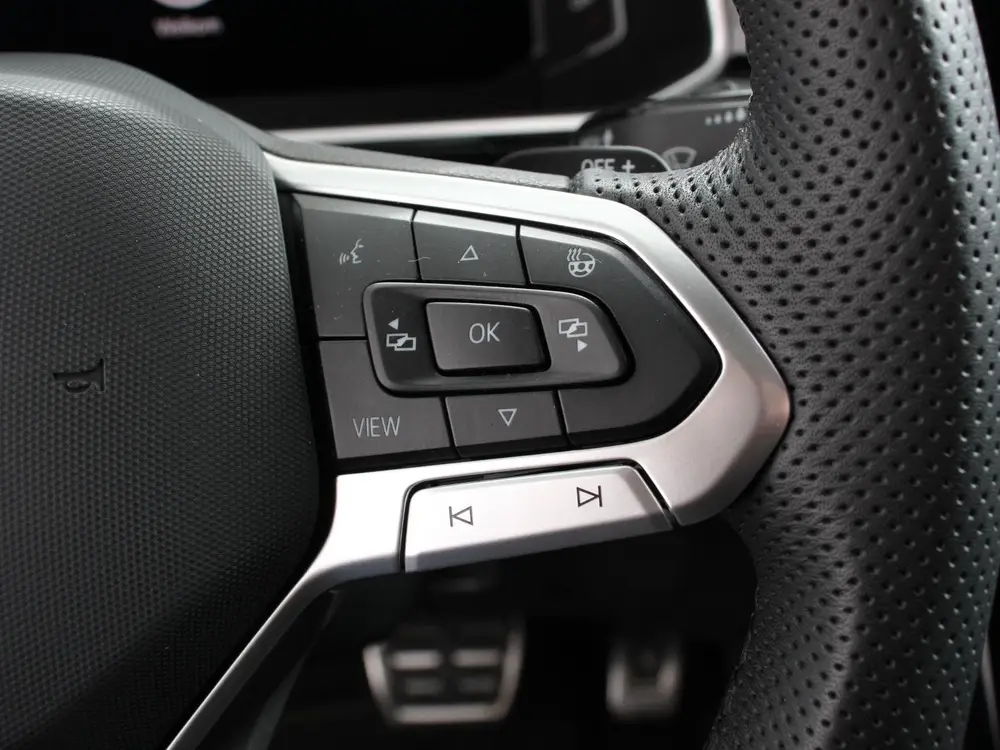 Volkswagen T-Roc 1.5 TSI DSG R-Line Climate control Adaptiev uit 2025, foto 15