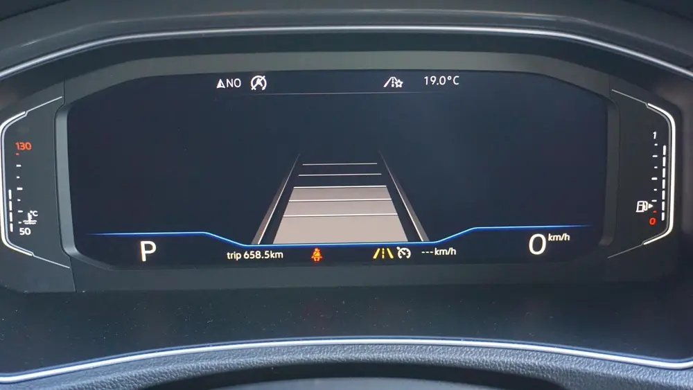 Volkswagen T-Roc 1.5 TSI 150PK DSG 2x R-Line Virtual Cockpit uit 2019, foto 11