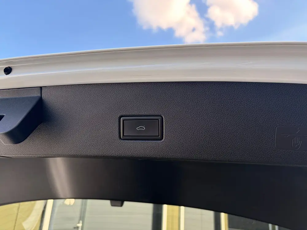 Volkswagen T-Roc 1.5 TSI 150pk 7-DSG 2019 Wit uit 2019, foto 10