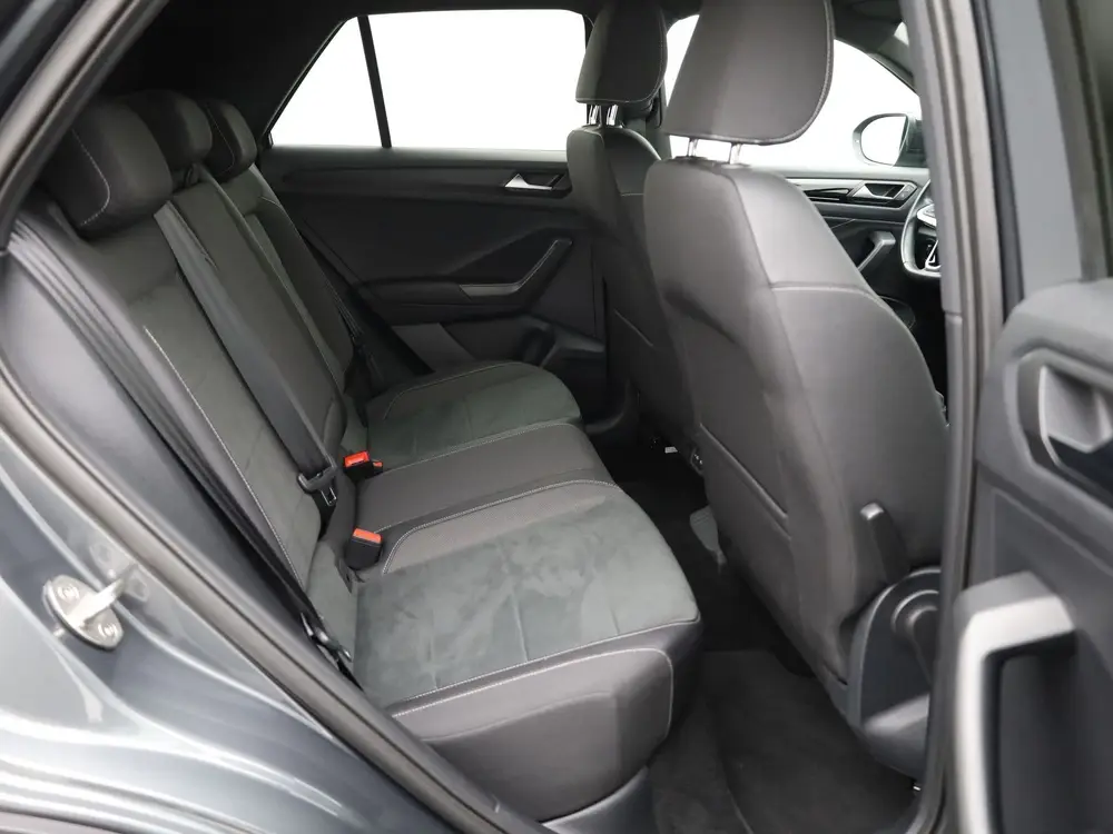 Volkswagen T-Roc 1.5 TSI Style | Trekhaak afnb. | Black Styl uit 2023, foto 17