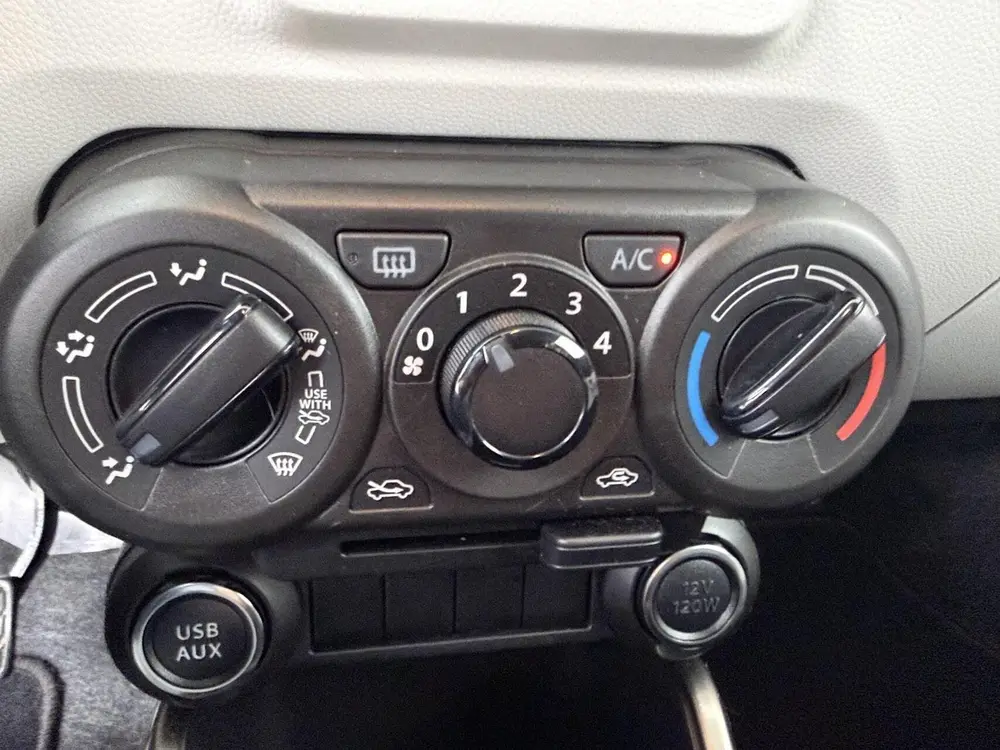 Suzuki Ignis 1.2 Select uit 2019, foto 15