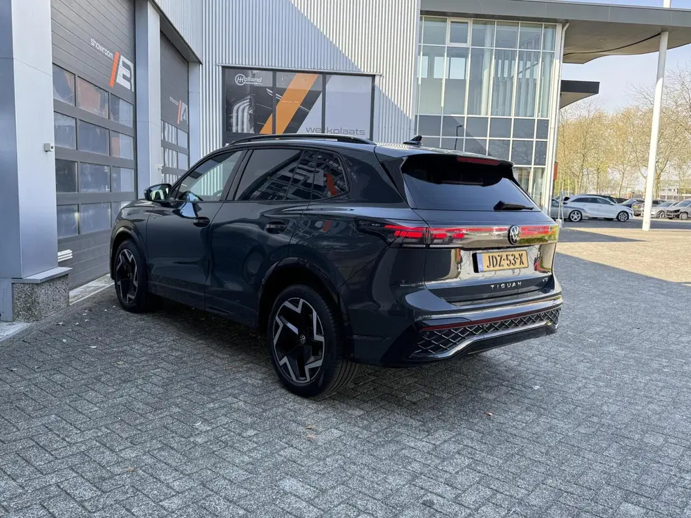 Volkswagen Tiguan 1.5 eTSI R-Line Edition|360cam|ACC|Massage uit 2024, foto 11