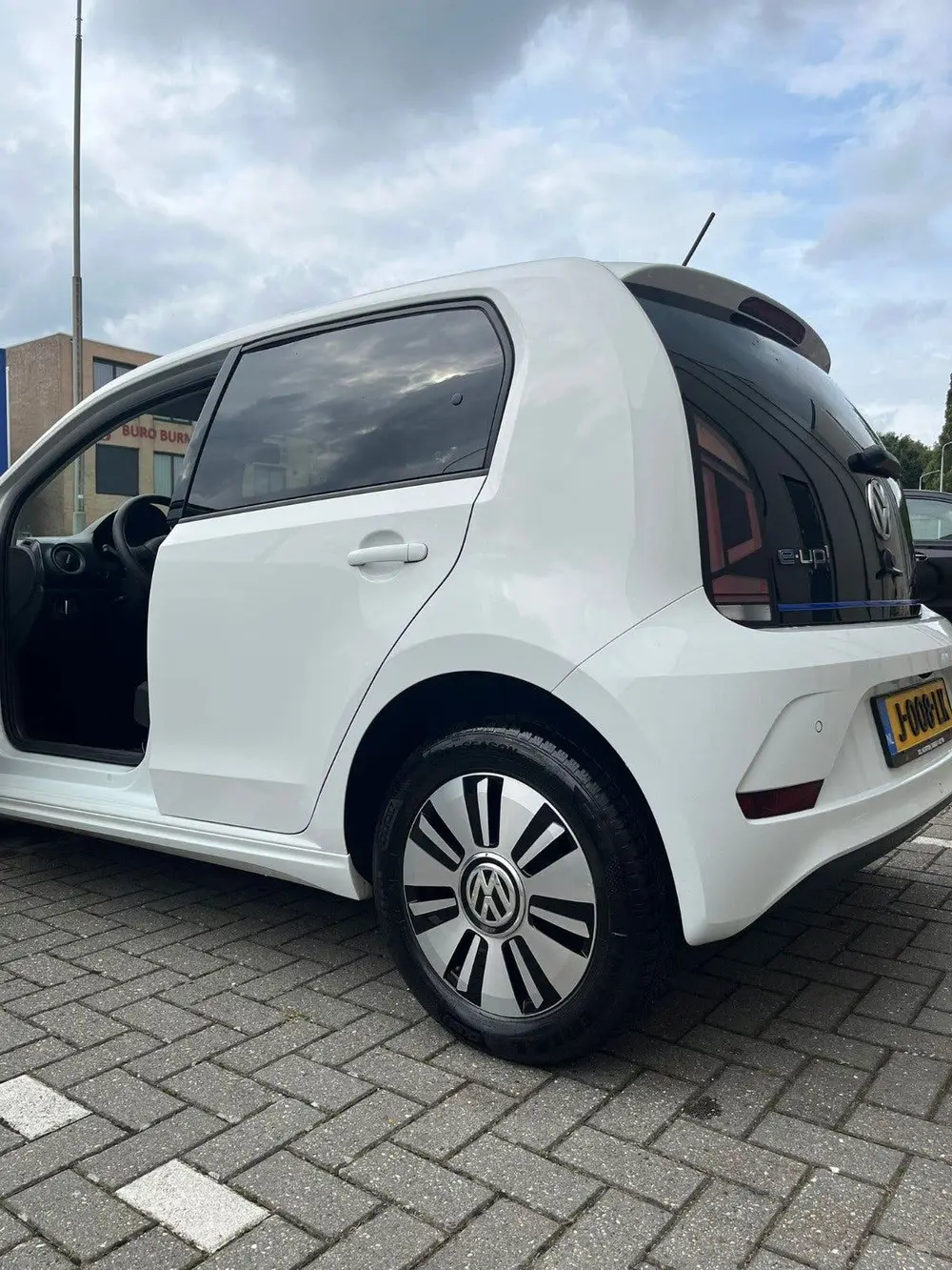 Volkswagen Up! E up! Elektromotor 82pk 5D 2019 Wit uit 2019, foto 11