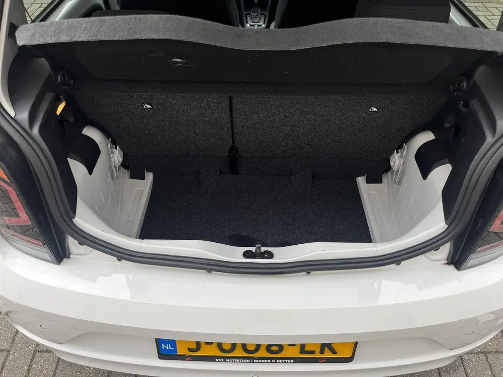Volkswagen Up! E up! Elektromotor 82pk 5D 2019 Wit uit 2019, foto 13