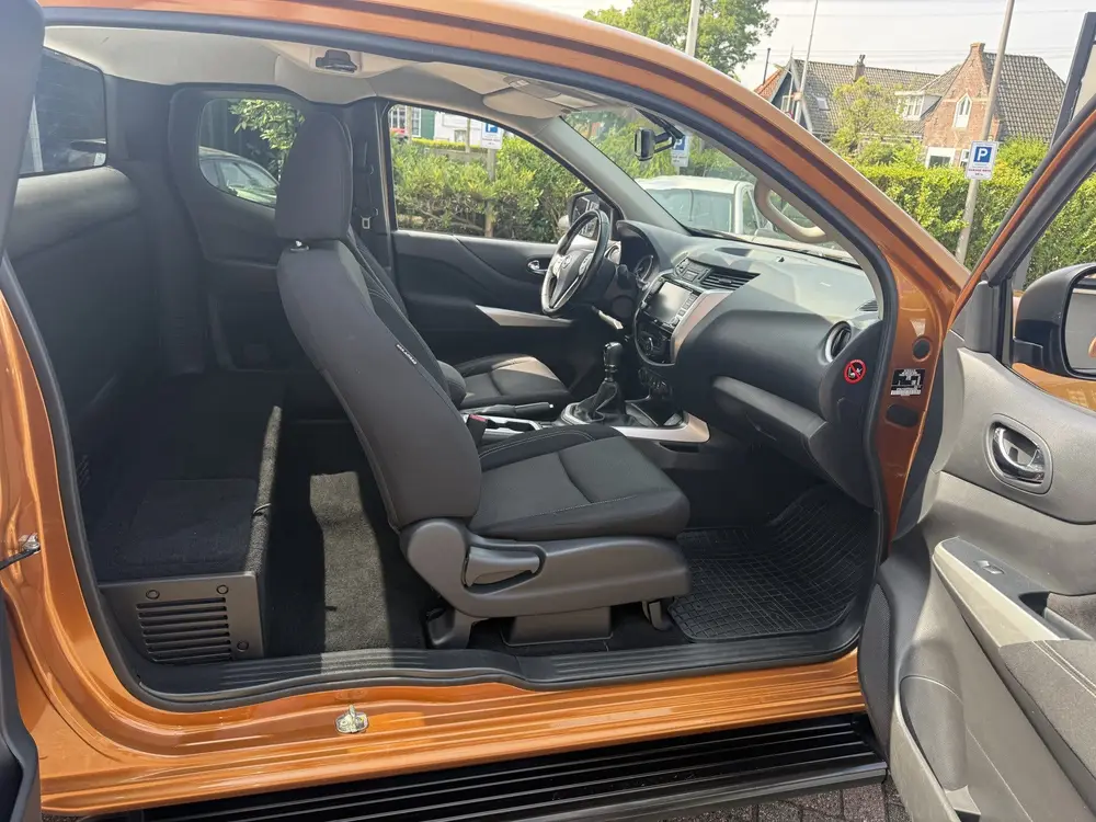Nissan Navara 2.3 dCi N-Connecta King Cab - 163PK 4 WD 1ste uit 2019, foto 11