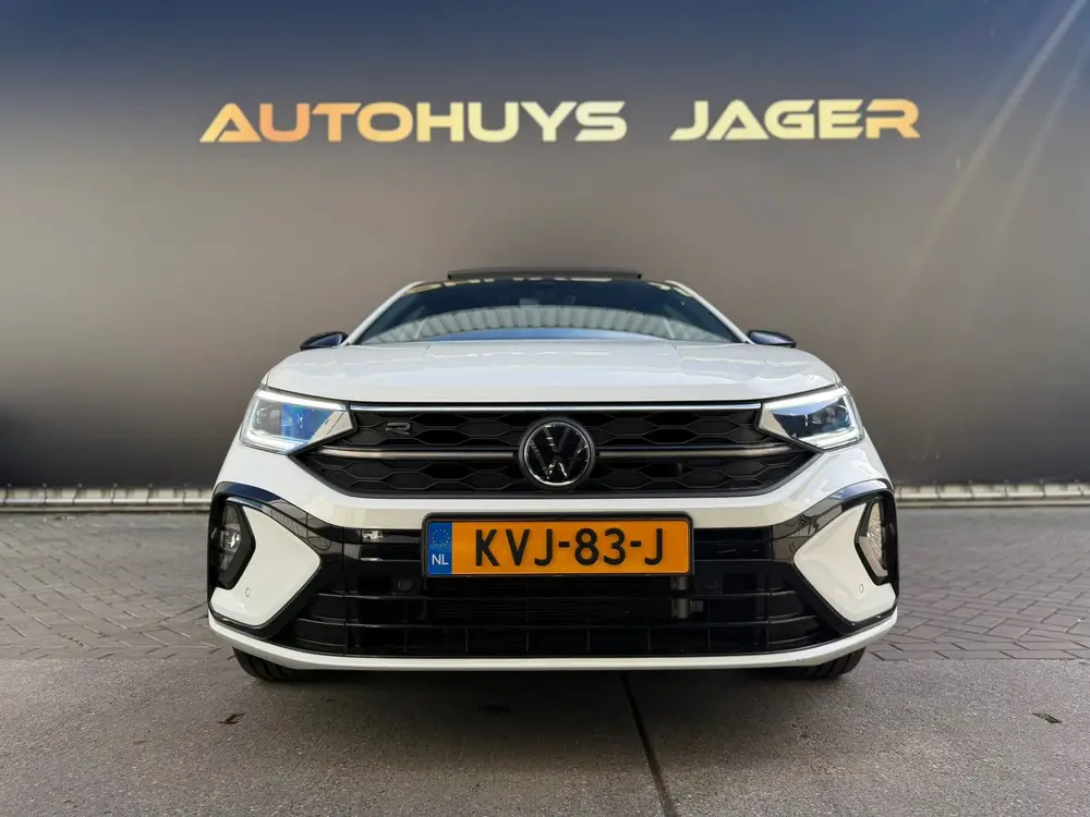 Volkswagen Taigo 1.5 TSI R-Line Panorama Virtual Dodehoek Ca uit 2023, foto 12