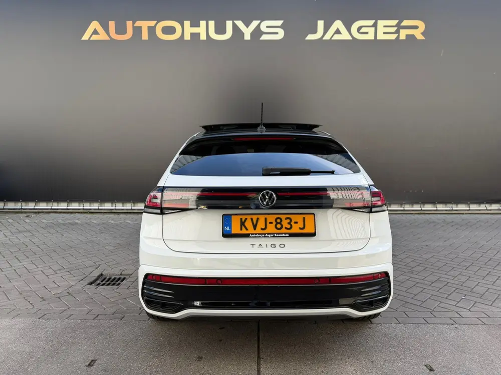 Volkswagen Taigo 1.5 TSI R-Line Panorama Virtual Dodehoek Ca uit 2023, foto 6