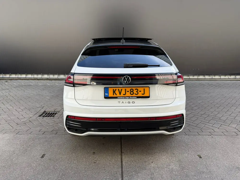 Volkswagen Taigo 1.5 TSI R-Line Panorama Virtual Dodehoek Ca uit 2023, foto 7