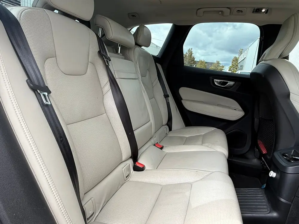 Volvo XC60 T8 Twin Engine 390pk Geartronic AWD 2019 Grijs uit 2019, foto 10