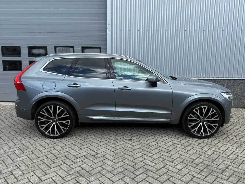 Volvo XC60 T8 Twin Engine 390pk Geartronic AWD 2019 Grijs uit 2019, foto 4