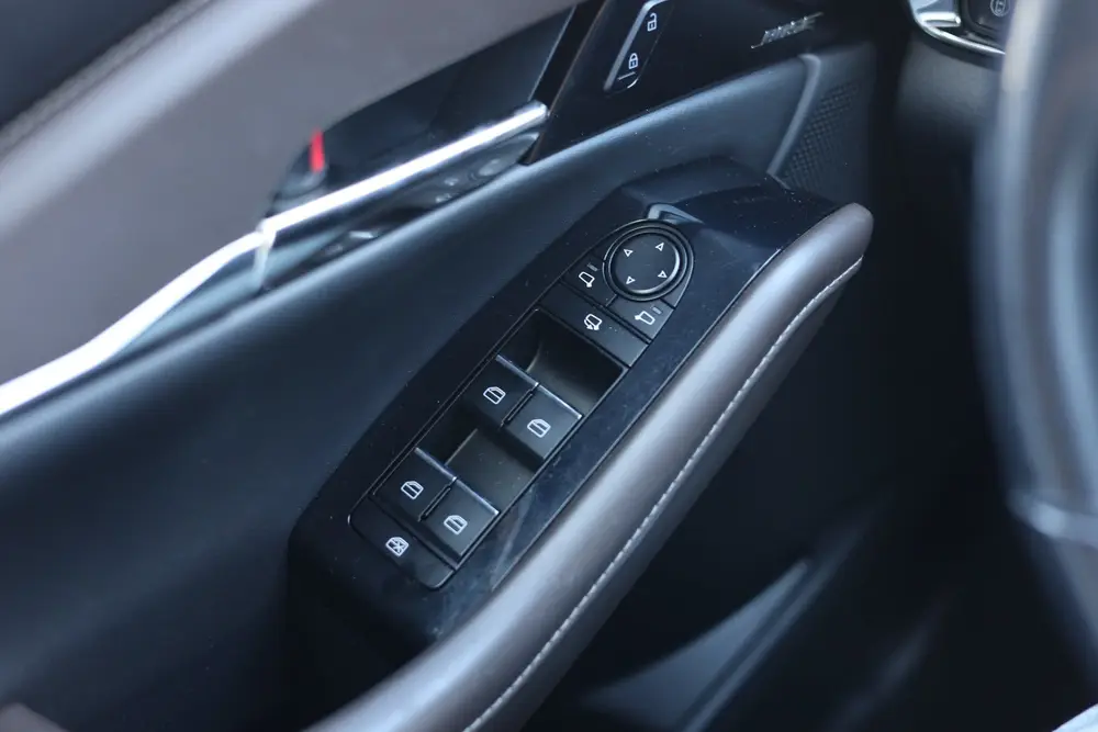Mazda CX-30 2.0 e-SkyActiv-X M Hybrid Luxury | Leder | Bose uit 2019, foto 10