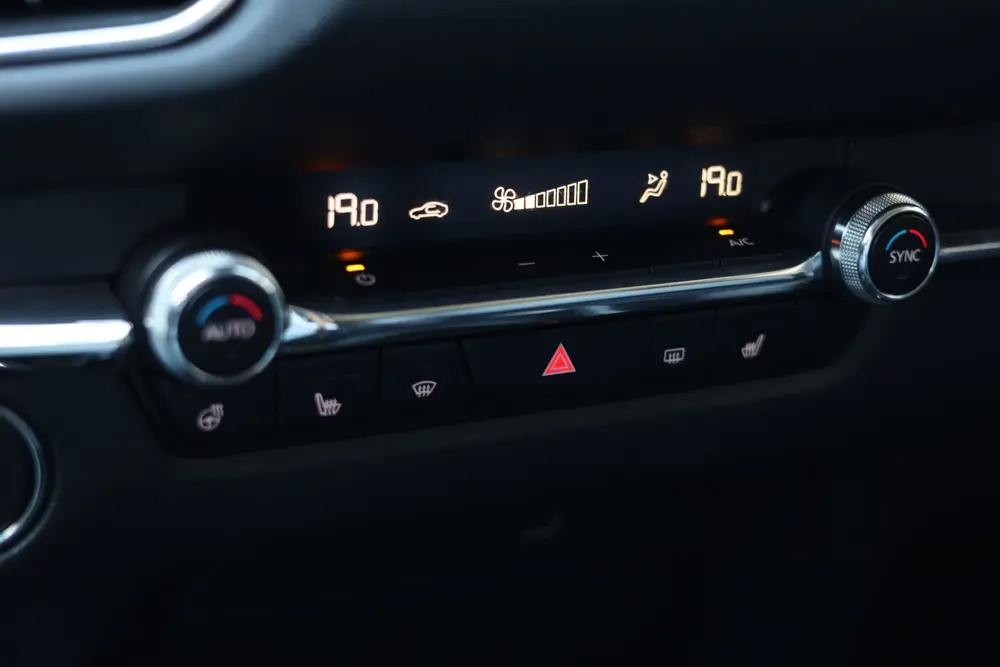 Mazda CX-30 2.0 e-SkyActiv-X M Hybrid Luxury | Leder | Bose uit 2019, foto 17