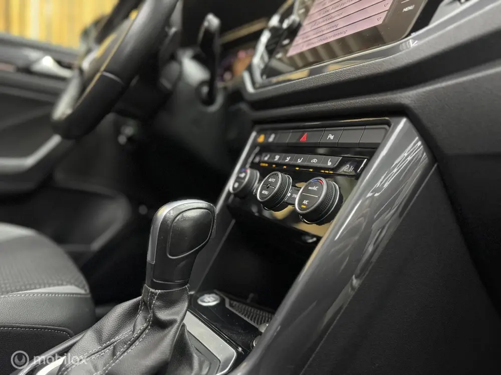 Volkswagen T-Roc 1.5 TSI R-line |Pano|Led|Cam|Beats|Acc|Side uit 2021, foto 17