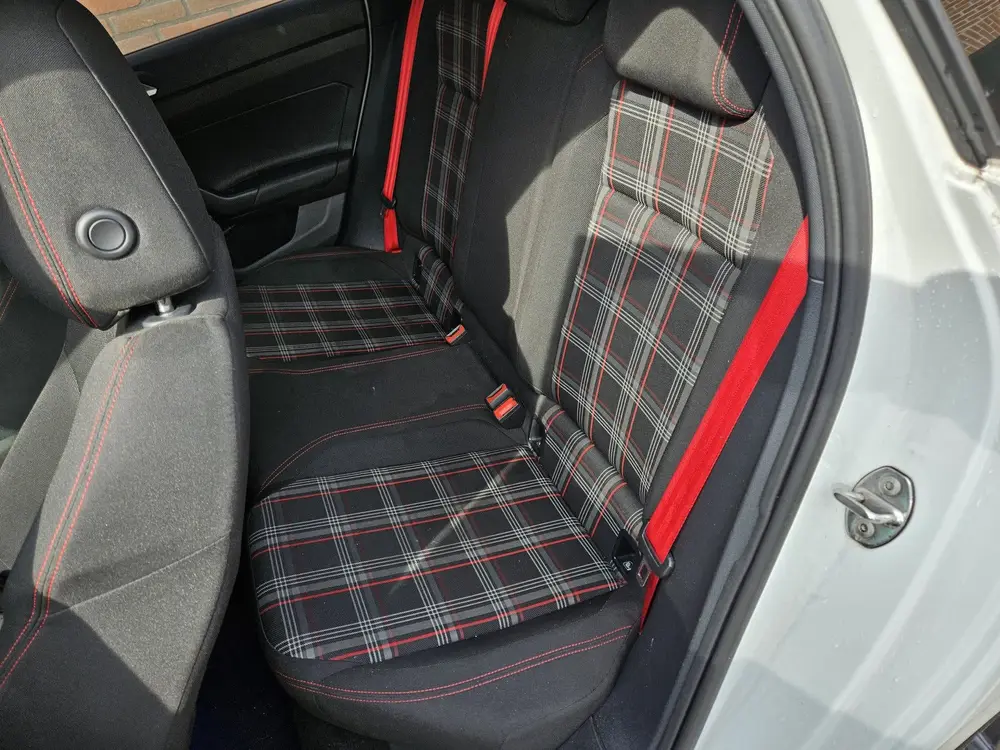Volkswagen Polo 2.0 TSI GTI (bj 2020, automaat) uit 2020, foto 19