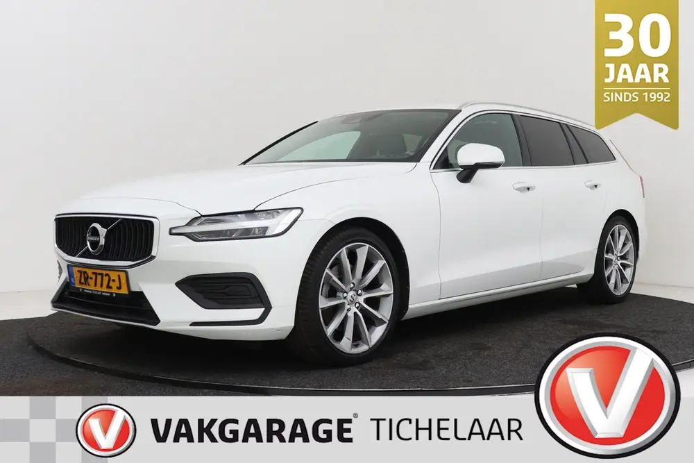 Volvo V60 2.0 T4 Momentum Pro | Trekhaak | Volledig Ond. | O uit 2019