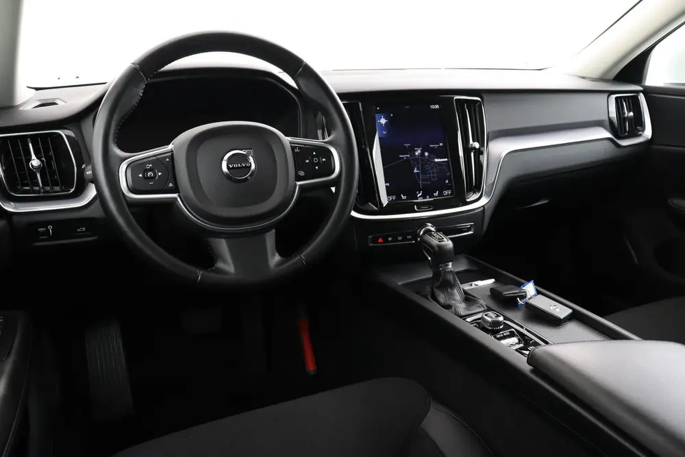 Volvo V60 2.0 T4 Momentum Pro | Trekhaak | Volledig Ond. | O uit 2019, foto 16
