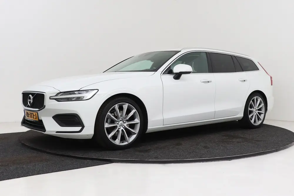 Volvo V60 2.0 T4 Momentum Pro | Trekhaak | Volledig Ond. | O uit 2019, foto 5