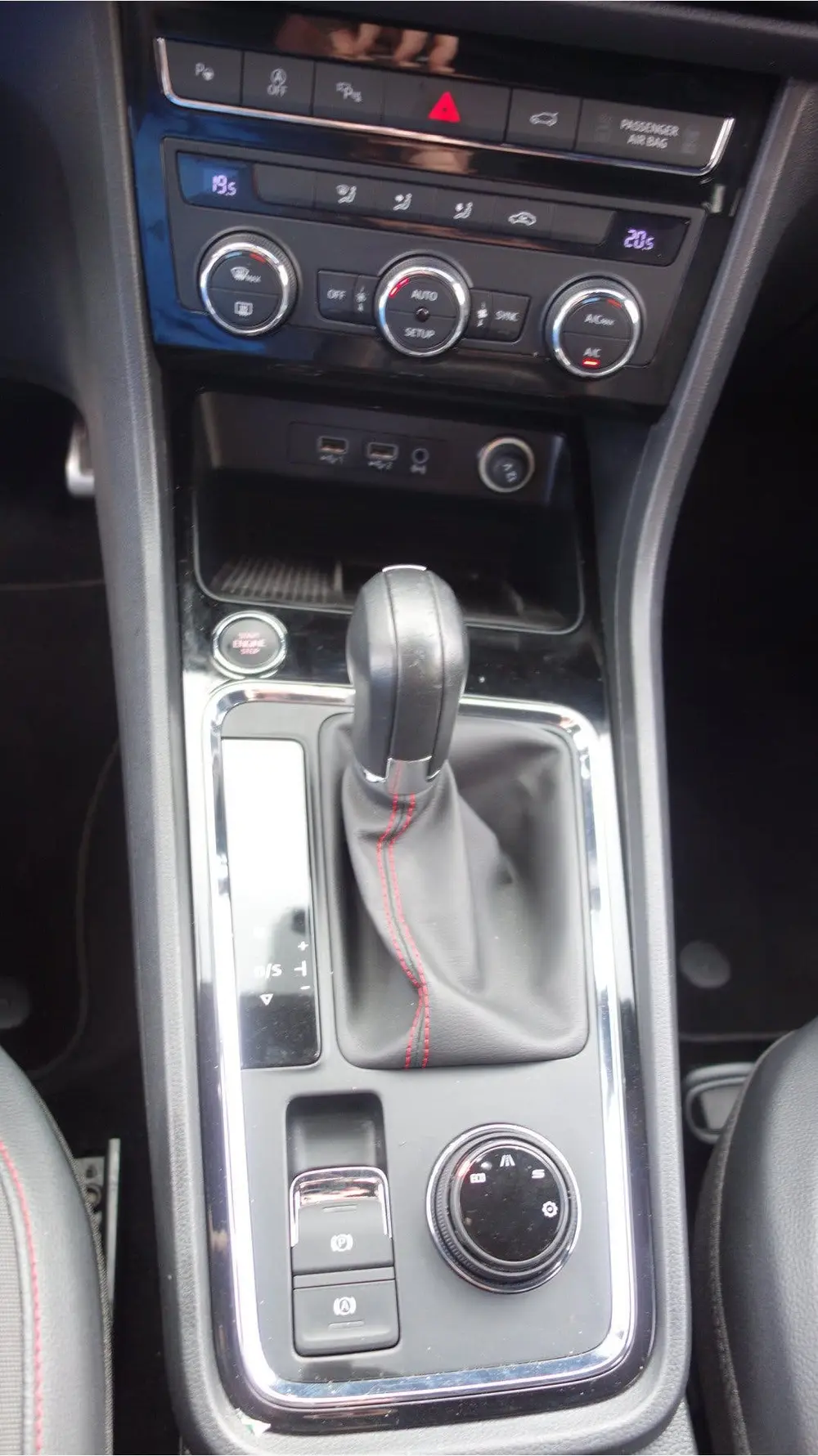SEAT Ateca 1.5 TSI FR Business Intense (bj 2019, automaat) uit 2019, foto 16