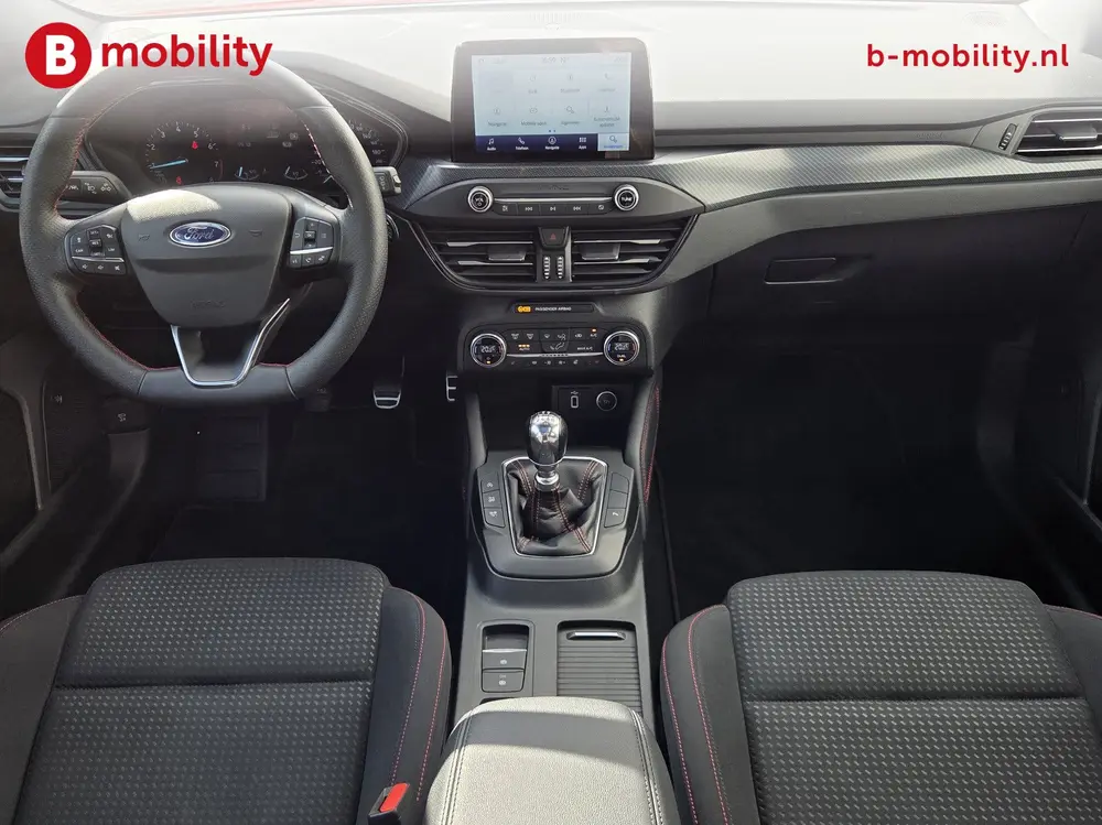 Ford Focus Wagon 1.0 EcoBoost ST Line Business Trekhaak Pano uit 2019, foto 11