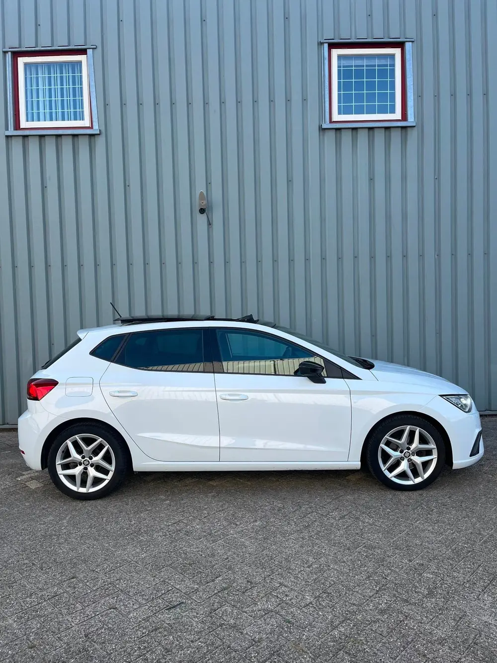 SEAT Ibiza 1.0 TSI FR/pano/led/virtual/beats/alcantara uit 2019, foto 3
