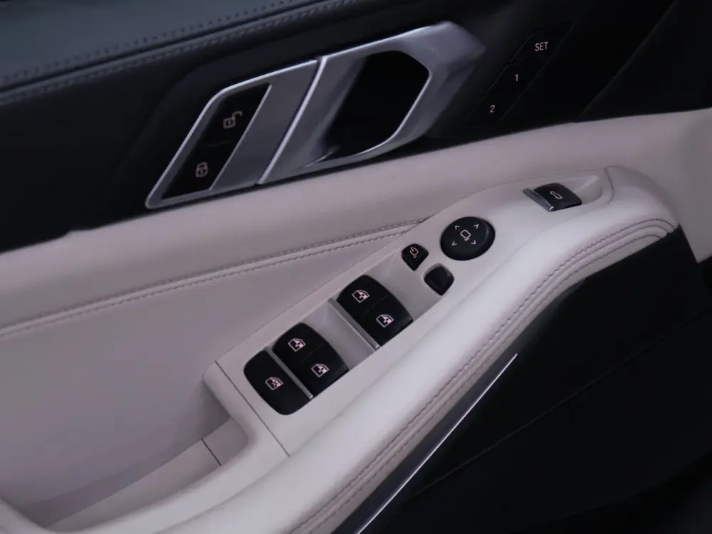 BMW X5 xDrive45e High Executive [PANORAMADAK, APPLE CARPLAY uit 2019, foto 19