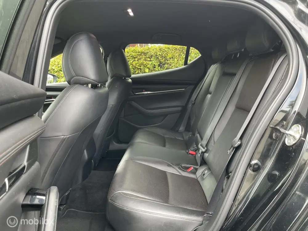 Mazda 3 2.0 e-SkyActiv-G M Hybrid 122PK Luxury Leer BOMVOL! uit 2019, foto 10
