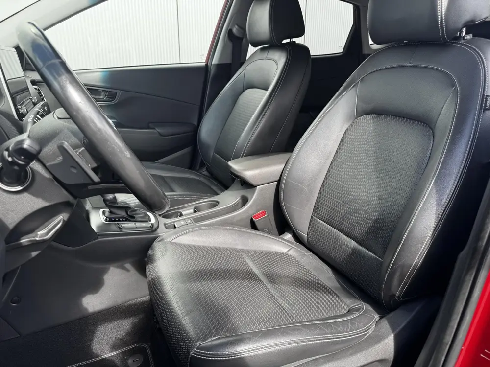 Hyundai Kona 1.6 GDI HEV Premium / Dealeronderhouden / Leder uit 2019, foto 15