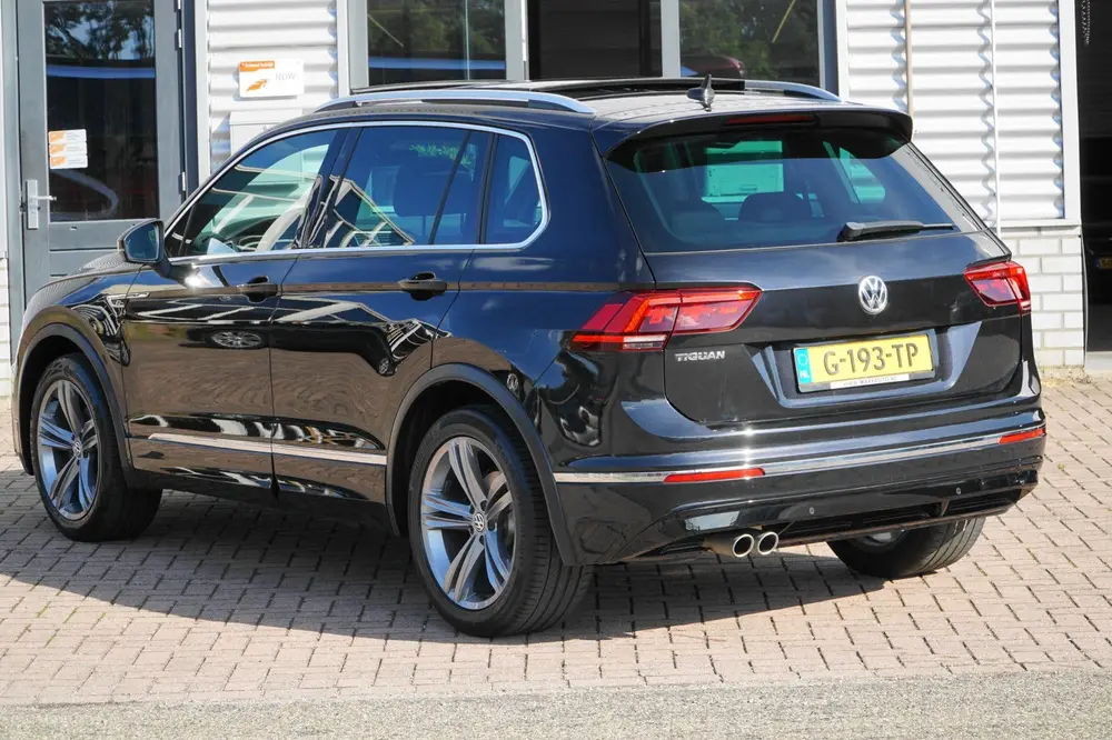 Volkswagen Tiguan 1.5 TSI 1STE EIGENAAR R-LINE PANO uit 2019, foto 5