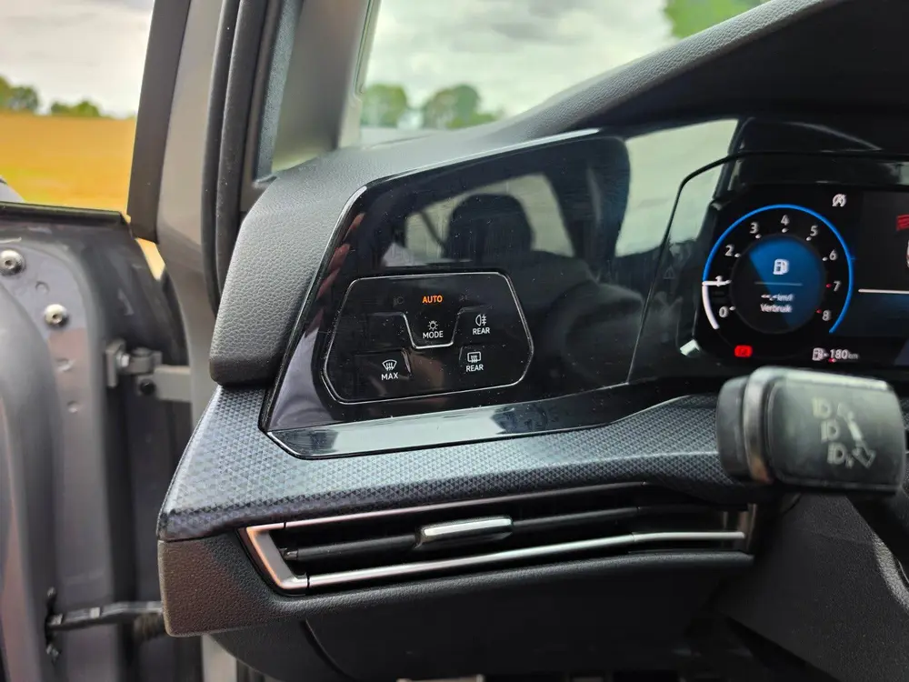 Volkswagen Golf 8 1.0 TSI 110pk, HarmanKardon, Stoeverw, AC uit 2021, foto 15
