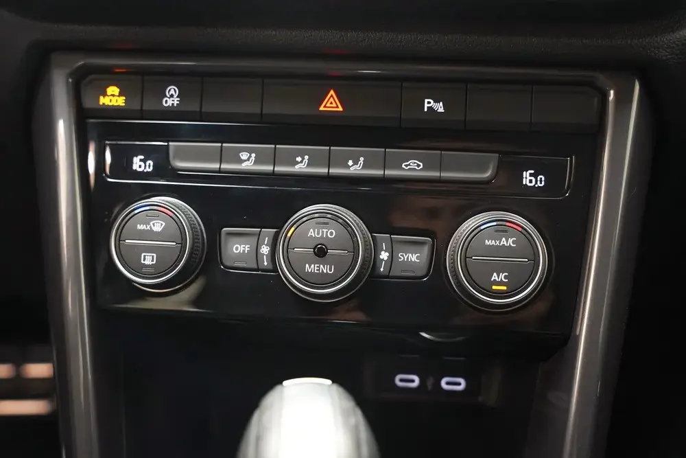Volkswagen T-Roc 1.5 TSI 150pk Sport Executive Aut. [ Virtua uit 2021, foto 8