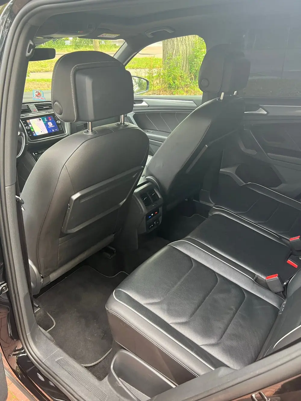 Volkswagen Tiguan 1.5 TSI ACT 150pk DSG 2020 Zwart uit 2020, foto 14