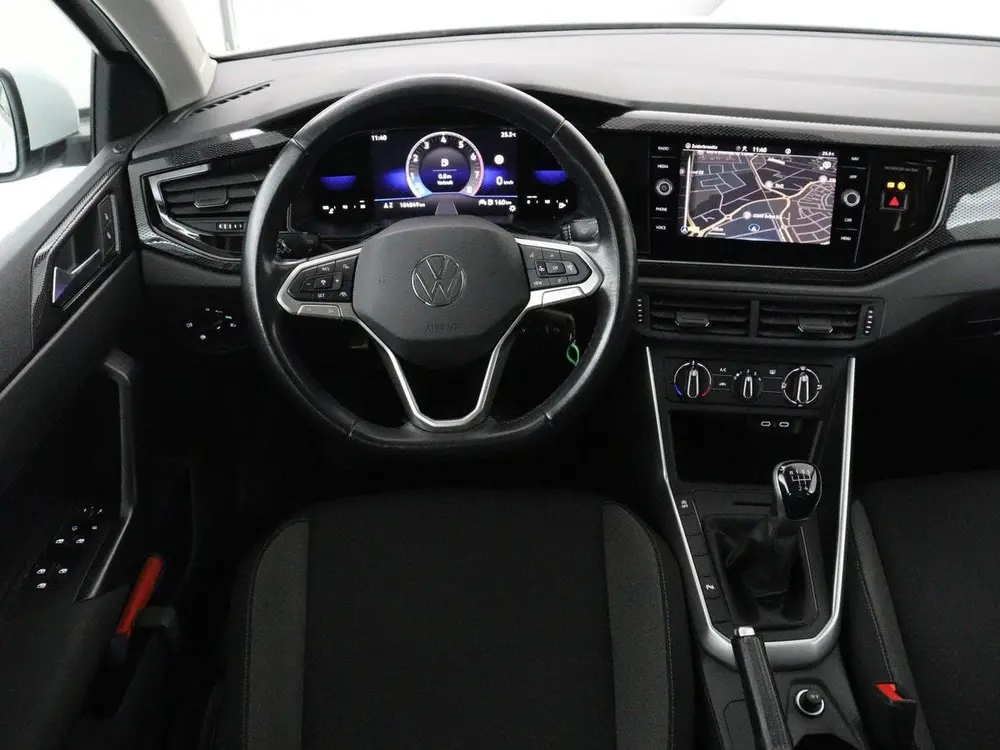 Volkswagen Polo 1.0 TSI Life | Navigatie | Parkeerhulp | Car uit 2022, foto 3