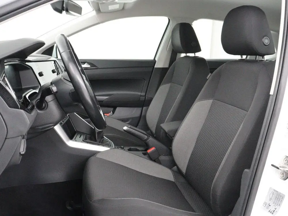 Volkswagen Polo 1.0 TSI Life | Navigatie | Parkeerhulp | Car uit 2022, foto 5