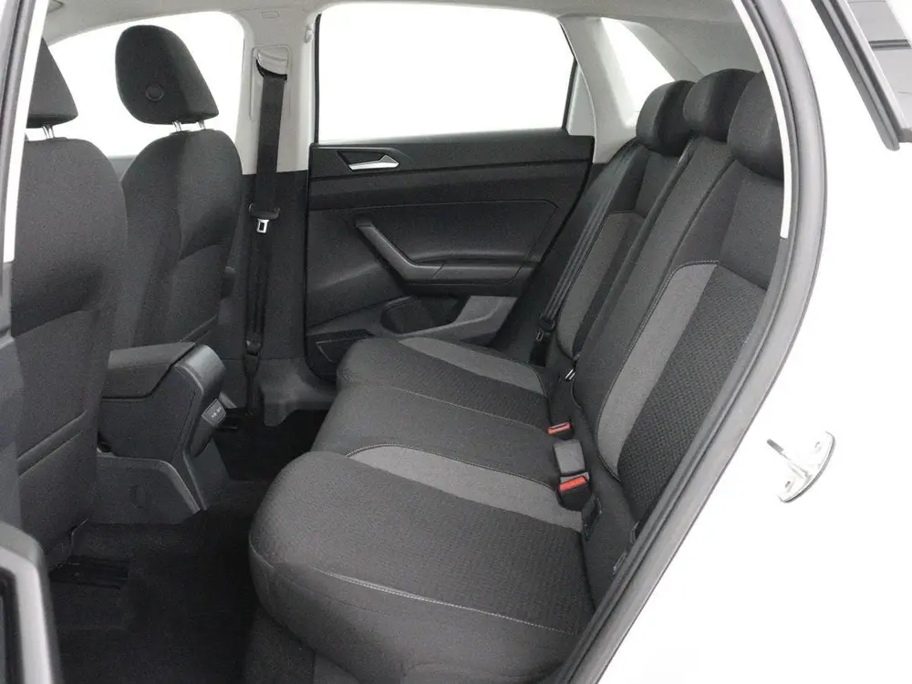 Volkswagen Polo 1.0 TSI Life | Navigatie | Parkeerhulp | Car uit 2022, foto 6