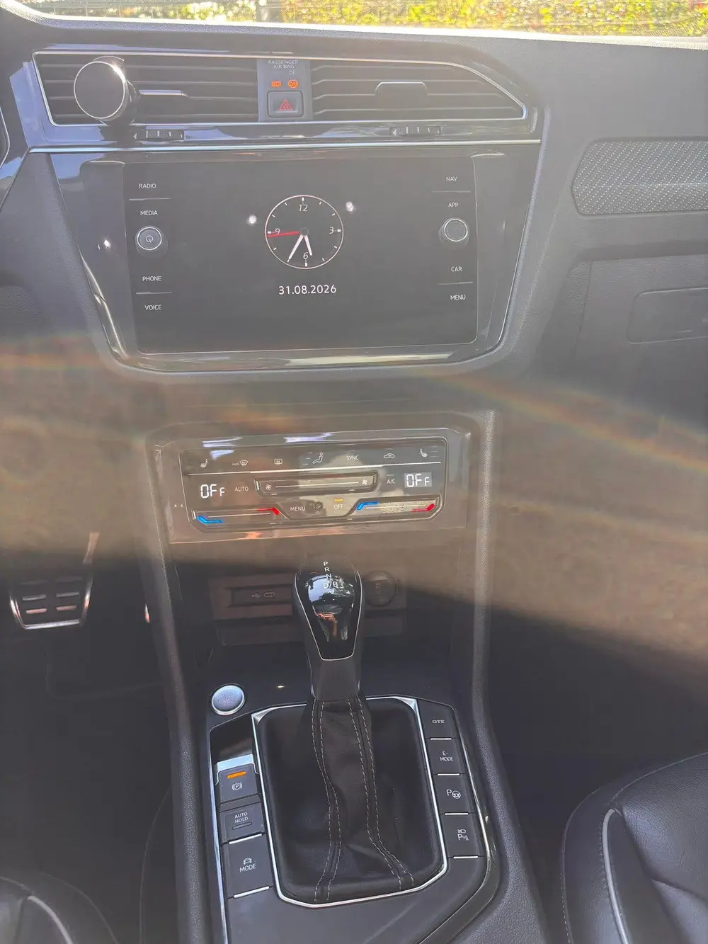 Volkswagen Tiguan 1.4 TSI Ehybrid 245pk DSG 2021 Wit 3xRline uit 2021, foto 14