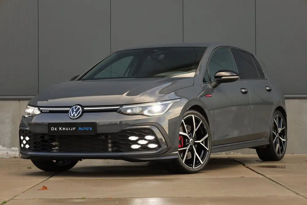 Volkswagen Golf GTI DCC IQ Lights 19" Estoril uit 2022, foto 5